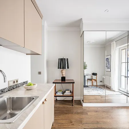 Super Apartment
